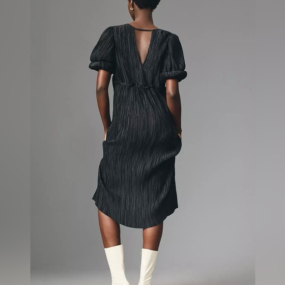 Anthropologie V-Neck Pleated Slim Midi Dress Womens XSP Black Open Back Cut Out - Picture 3 of 12